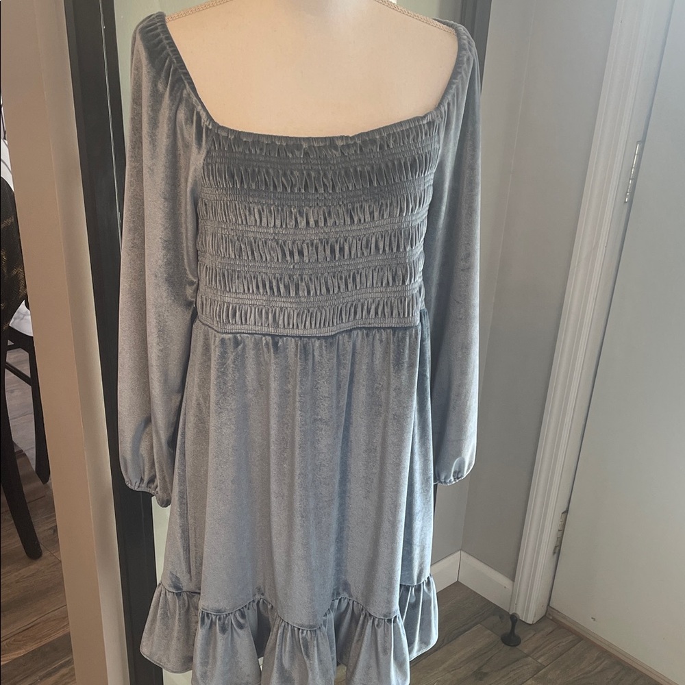 LC Lauren Conrad Ice Blue Stunning Long Sleeve Dress…Size Large